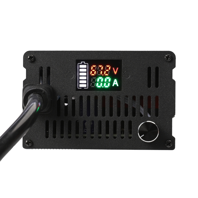 شواحن بطارية ليثيوم تيار قابل  - مراجعة 84V 20A Smart Charger وسعره